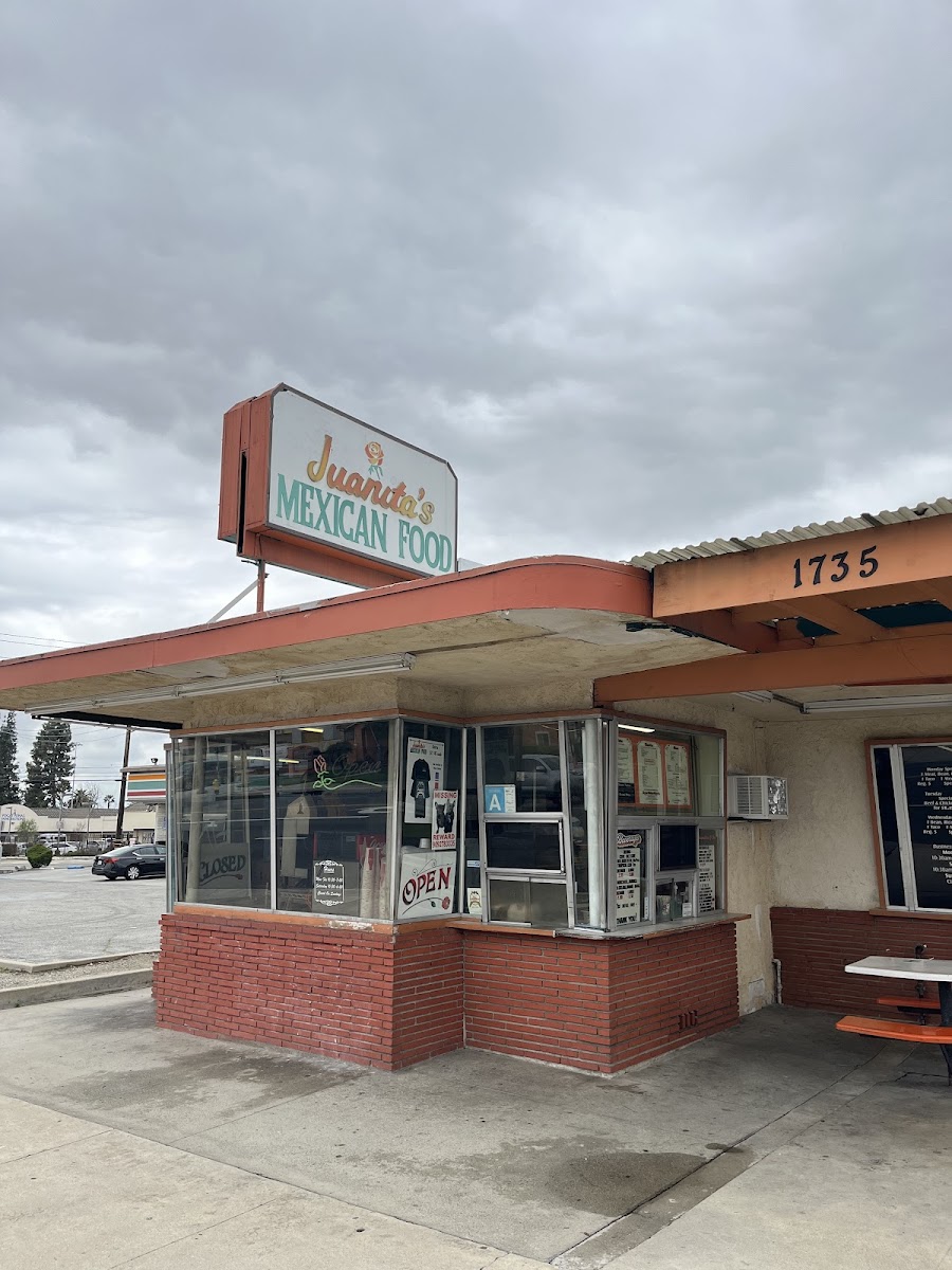 Juanita's Drive In